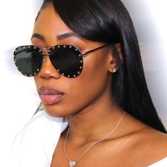 Edgy Rivet Studded Black Aviator Sunglasses Oversized Rimless Pilot Sunglasses - Picture 2 of 7